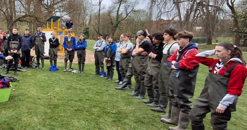 Soignies participe � l�op�ration � Rivi�re Propre �